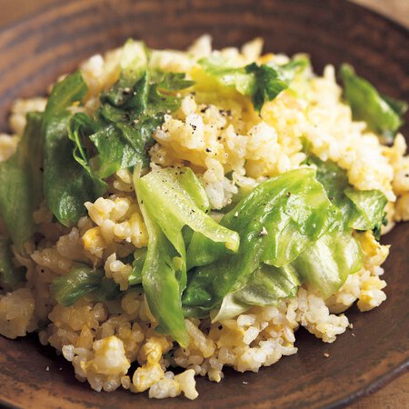 レタスと卵のチャーハン By飛田和緒さんの料理レシピ プロのレシピならレタスクラブ