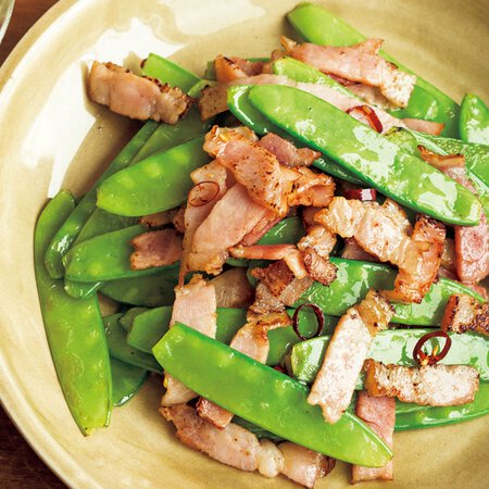 ベーコンと絹さやのソテー By新谷友里江さんの料理レシピ プロのレシピならレタスクラブ