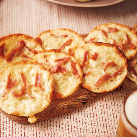 餃子の皮ピザ By重信初江さんの料理レシピ プロのレシピならレタスクラブ