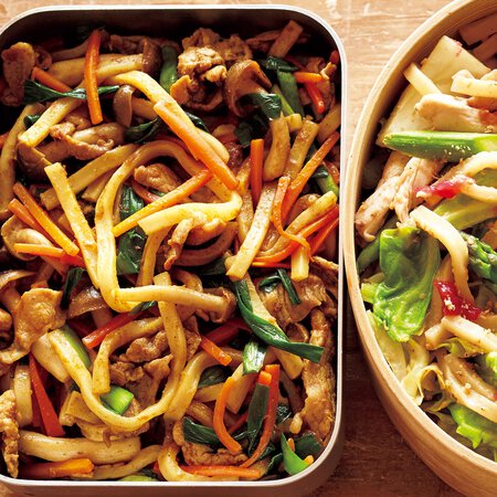 スタミナカレー焼きうどん弁当 By小林まさみさんの料理レシピ プロのレシピならレタスクラブ