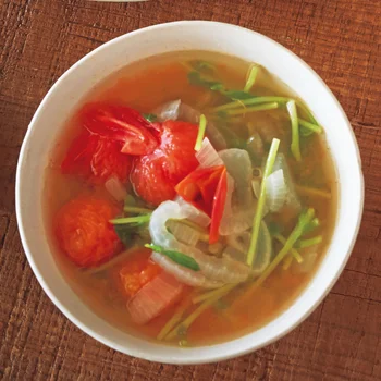 豆苗とミニトマトのスープ