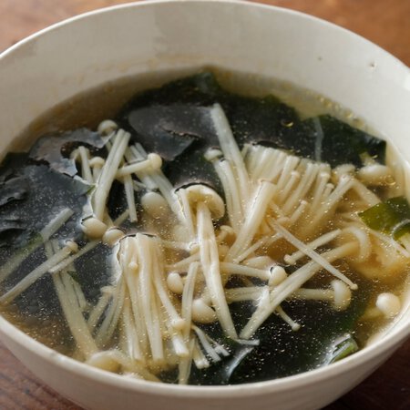 えのきとわかめの中華スープ By近藤幸子さんの料理レシピ プロのレシピならレタスクラブ