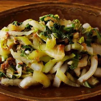白菜とチンゲン菜のおかか炒め風