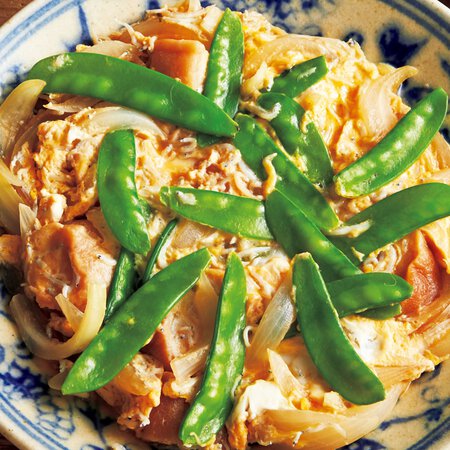 しらすと絹さやの卵とじ Byしらいのりこさんの料理レシピ プロのレシピならレタスクラブ