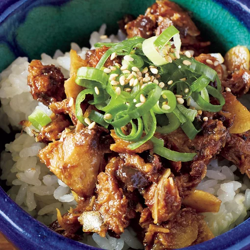 「さばみそそぼろ丼」の太らない献立