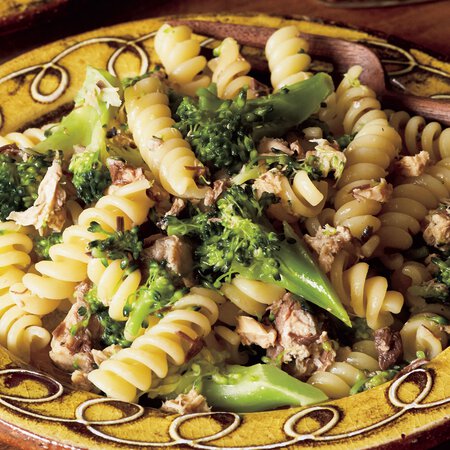 さばとブロッコリーのガーリックパスタ By近藤幸子さんの料理レシピ プロのレシピならレタスクラブ