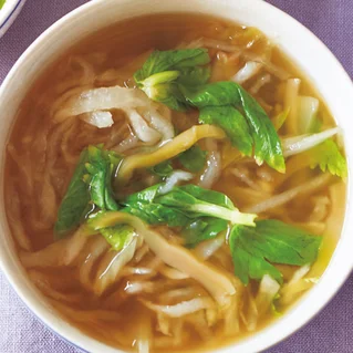 切り干し大根とセロリの中華スープ