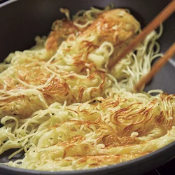 加熱するのは麺だけ!