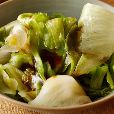 温レタスの中華風サラダ