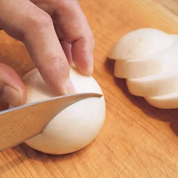 皮つきのまま、深い甘みとうまみを味わう
