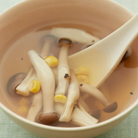 しめじとコーンのスープ By吉田愛さんの料理レシピ プロのレシピならレタスクラブ