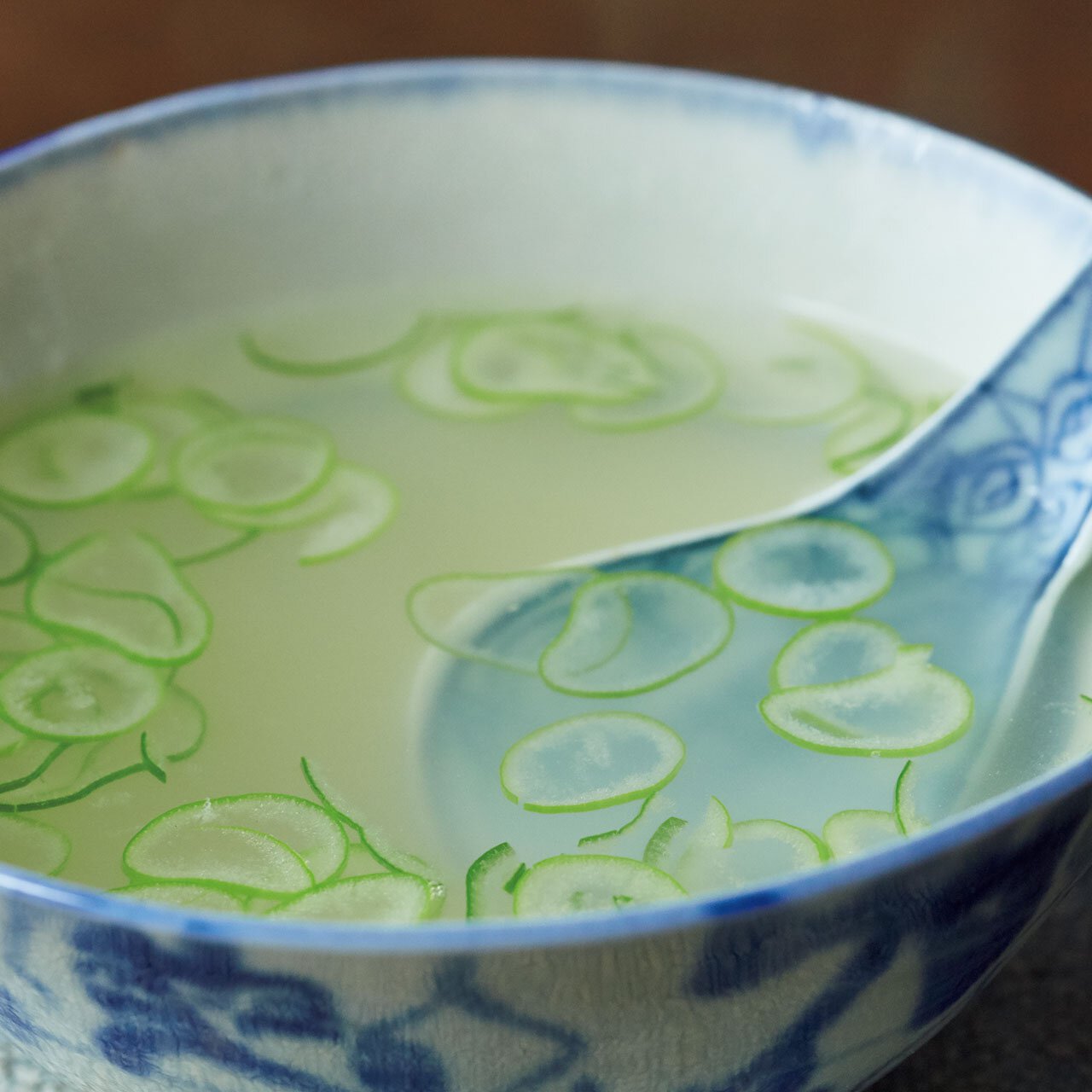 ゆでどりのスープ By今井亮さんの料理レシピ プロのレシピならレタスクラブ