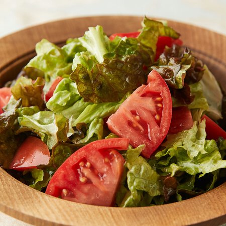 サニーレタスとトマトのシンプルサラダ By髙山かづえさんの料理レシピ プロのレシピならレタスクラブ