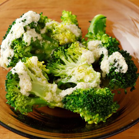 ブロッコリーのチーズサラダ By井原裕子さんの料理レシピ プロのレシピならレタスクラブ