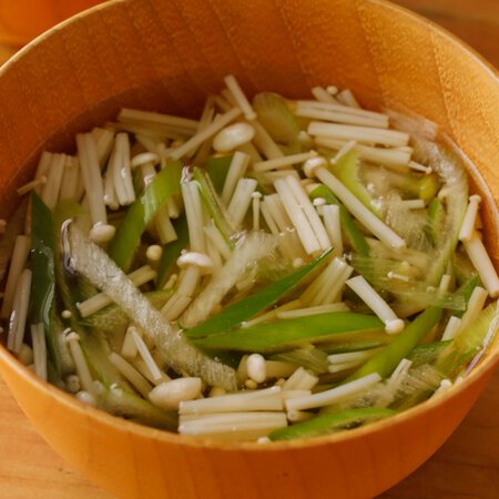 えのきとねぎのおすまし By井原裕子さんの料理レシピ プロのレシピならレタスクラブ