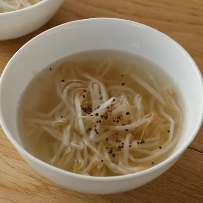 もやしのスープ