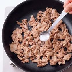肉に味をしっかりつける