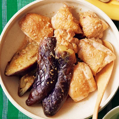「とり肉となすのごま煮」の献立