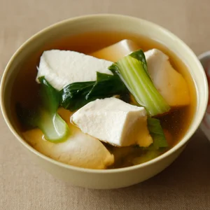 豆腐とチンゲンサイのスープ