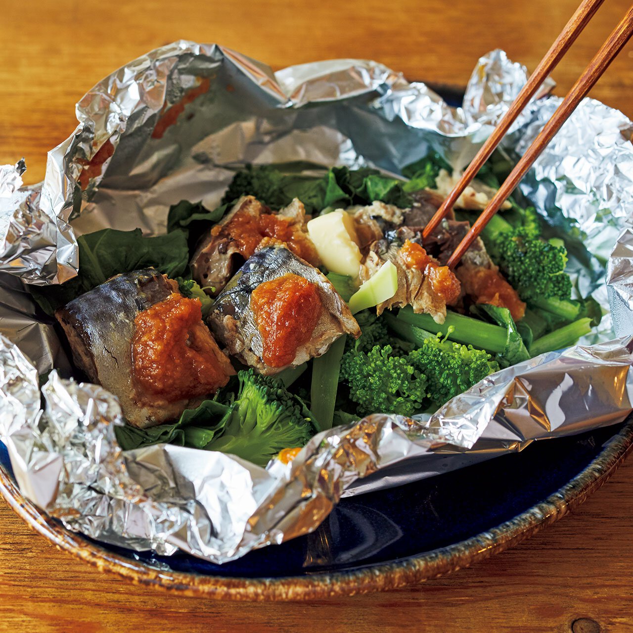 さばと緑野菜のホイル蒸し By市瀬悦子さんの料理レシピ プロのレシピならレタスクラブ