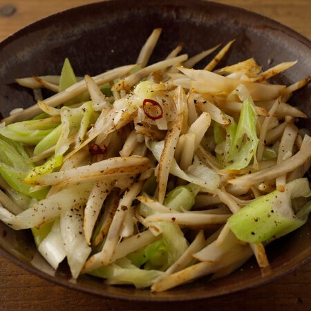 ごぼうとねぎの塩きんぴら By武蔵裕子さんの料理レシピ プロのレシピならレタスクラブ