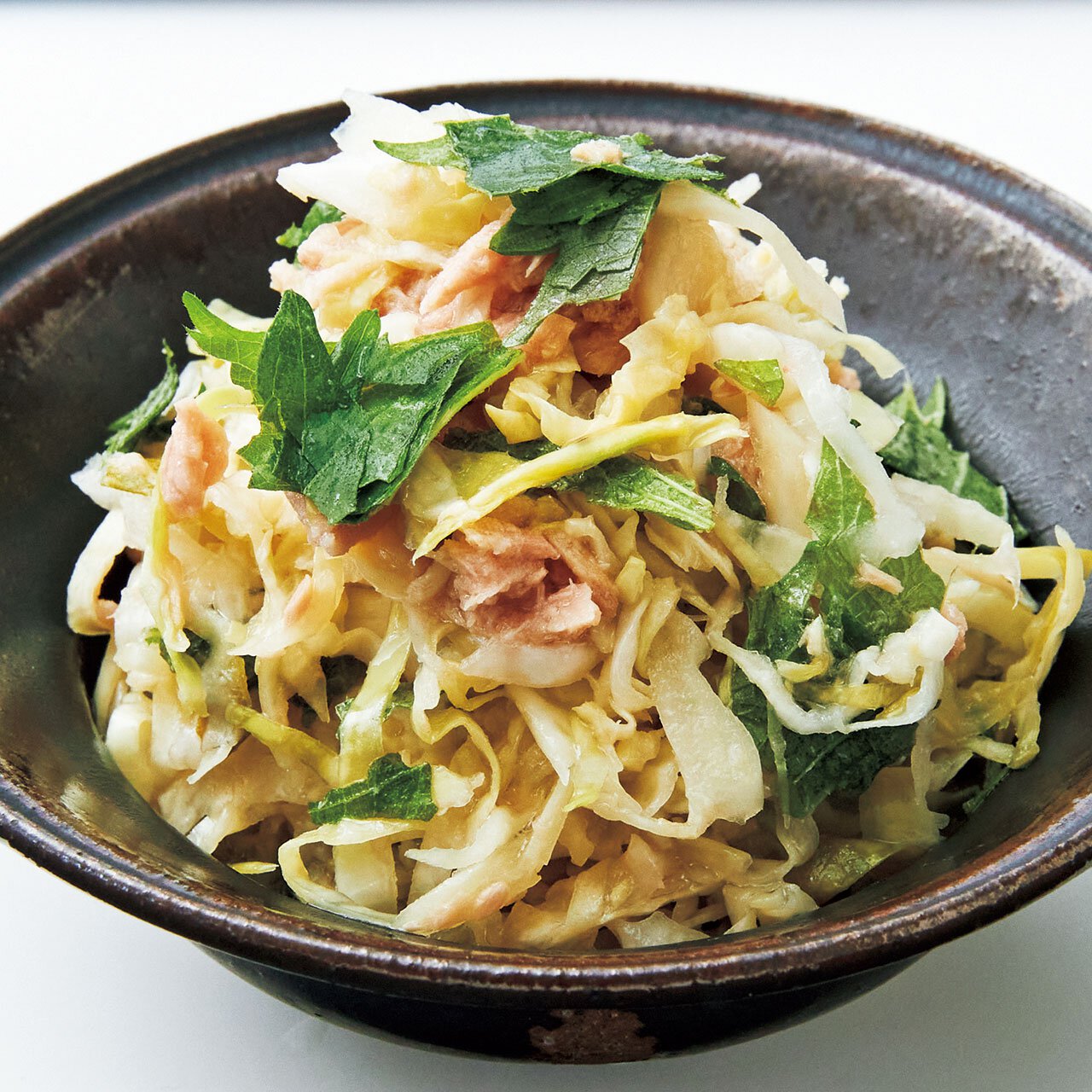 酢キャベツと青じそのツナサラダ Byワタナベマキさんの料理レシピ プロのレシピならレタスクラブ