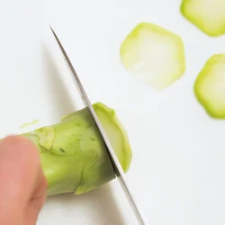 輪切りにすれば、見た目もかわいくなるし、筋っぽさも気にならない！