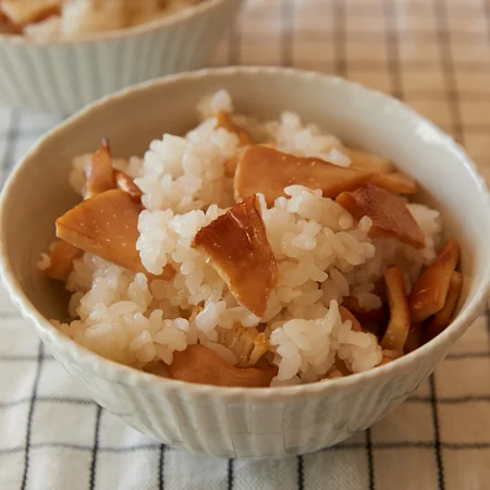 焼きたけのこの混ぜご飯