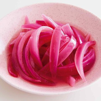 紫玉ねぎのレンジピクルス By市瀬悦子さんの料理レシピ プロのレシピならレタスクラブ