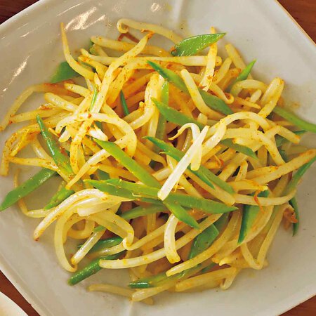 もやしと絹さやのカレーナムル By今井亮さんの料理レシピ プロのレシピならレタスクラブ