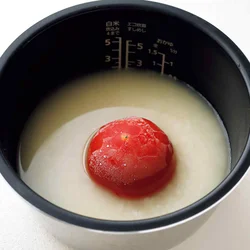 炊くときにのせるだけ！