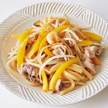 豚もやしのガリバタうどん