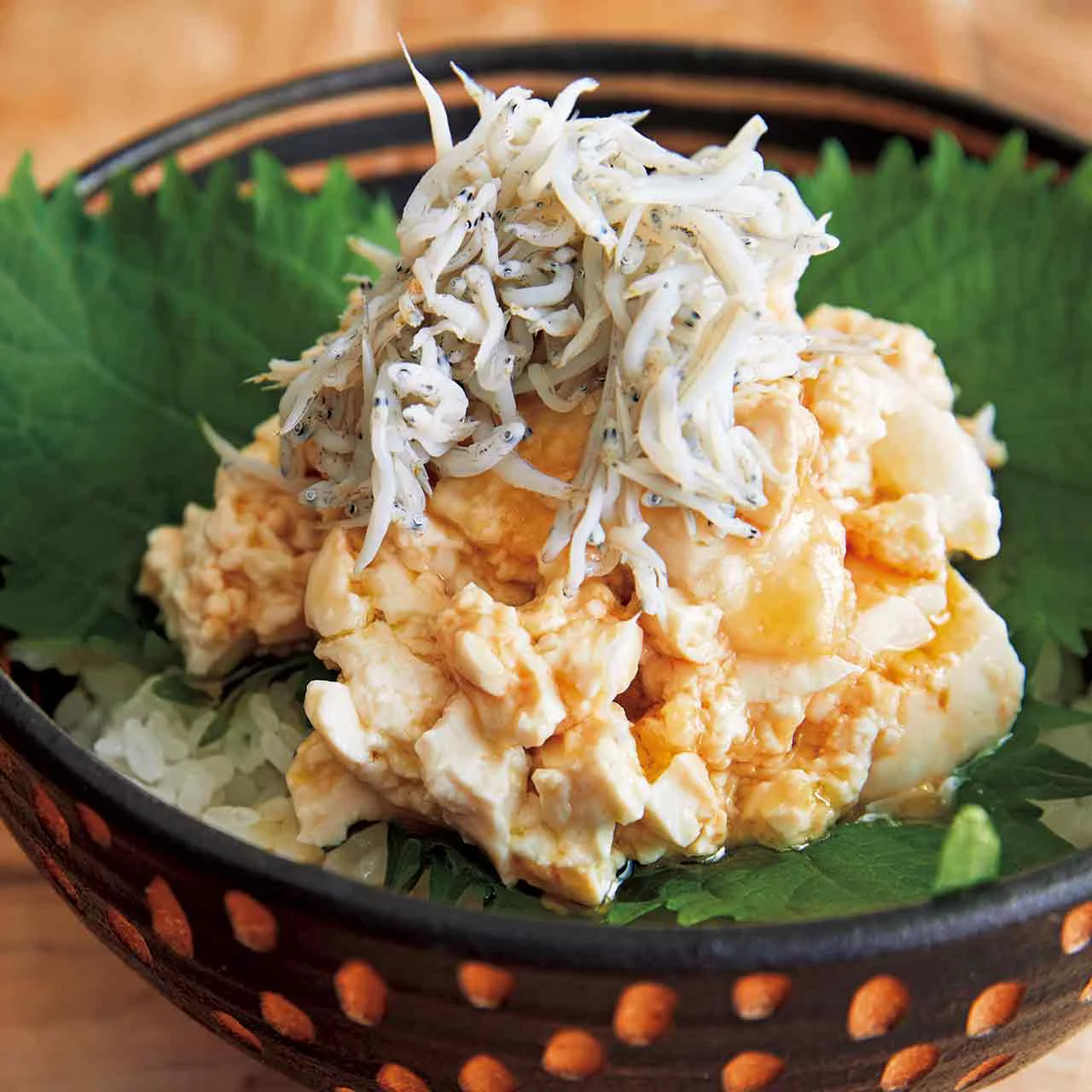 しらすのせさくふわ豆腐丼