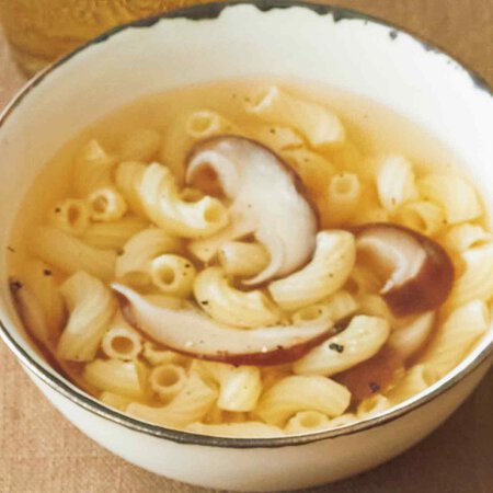 もやしのコンソメスープ By外処佳絵さんの料理レシピ プロのレシピならレタスクラブ