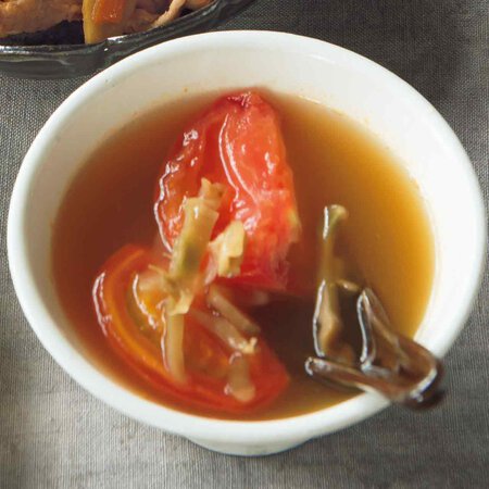トマトとザーサイのすまし汁