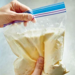 牛乳を混ぜる