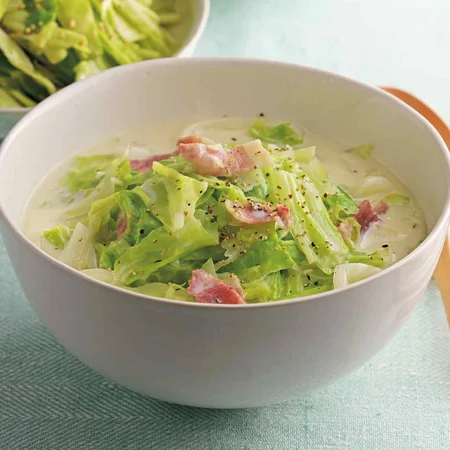 キャベツ豆乳スープうどんと即席コールスロー
