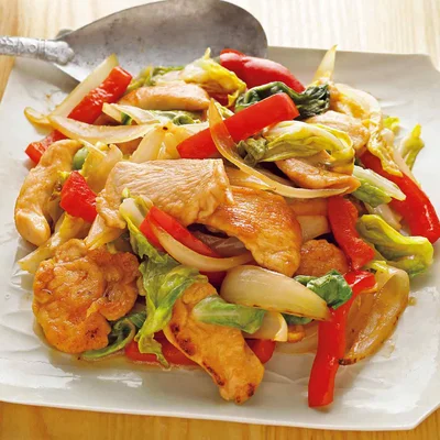 「とりむね肉とキャベツの中華炒め」の献立