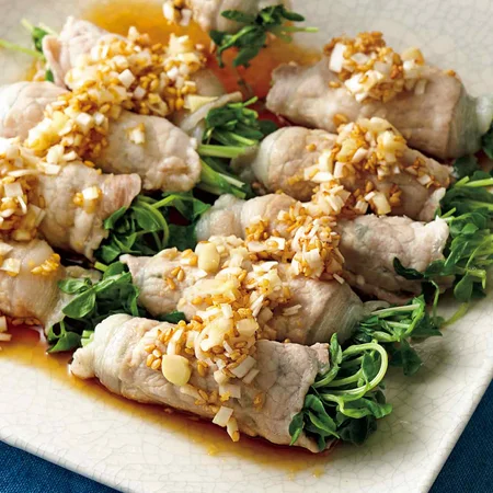 豚しゃぶ肉の豆苗巻き