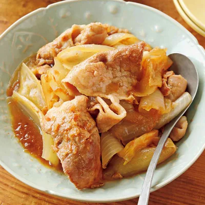 「豚肉と玉ねぎの甘辛煮」の献立