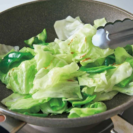 野菜炒めのレンジ下ごしらえ