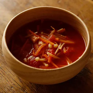 えのきとにんじんのトマトスープ