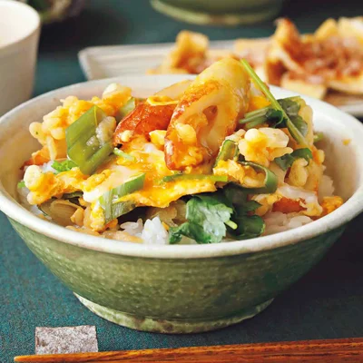 「ちくわの天とじ風丼」の献立