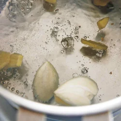漬け汁を煮る