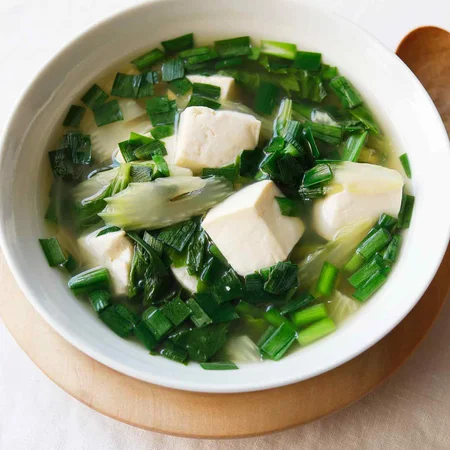 豆腐とにらのスープ