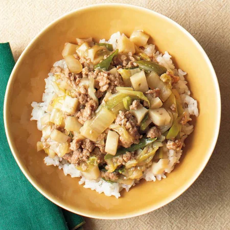 ひき肉と白菜の中華丼