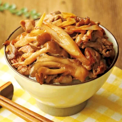 【POINT】
作りおきしておけば、ご飯しかない日でも、すぐどんぶりにできて便利です。さましてから、冷蔵で約3日間保存可能。