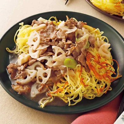 「牛肉とれんこんの塩あんかけ焼きそば」の献立