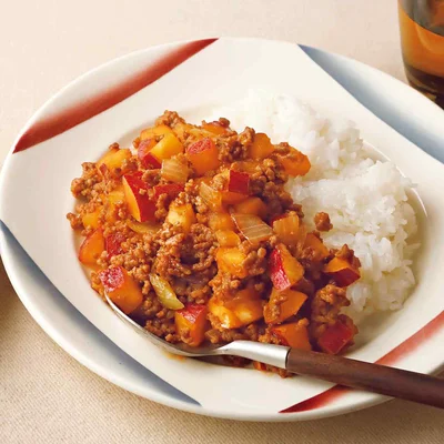 「ひき肉とさつまいものデミ煮」の献立