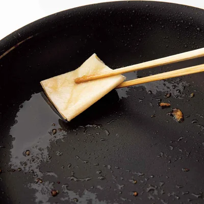 さっと拭くだけで後片づけがラクチン 